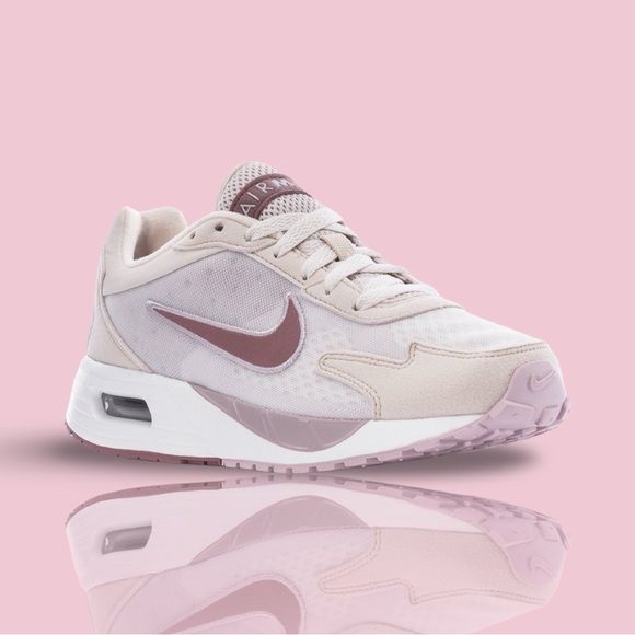 Nike Air Max Solo - Picture 3 of 5